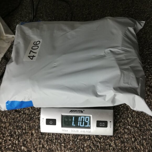 Vintage 1996 Levis Jeans 521 Tapered Leg High Rise Womens 12 Med 30x31 USA Made - Picture 11 of 11